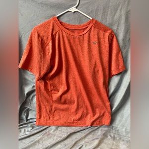 Men’s Shirt by Everlast Size:  XL; Lightweight WorkoutTee